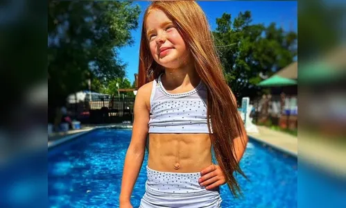 Menina de 7 anos choca ao fazer dieta e exibir 'tanquinho' na internet