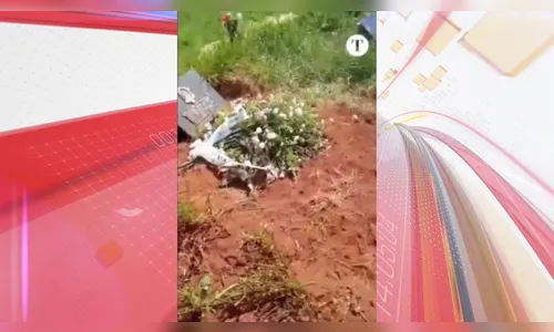 Moradores denunciam cabelos e crânios expostos em cemitério