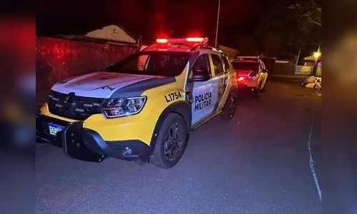 Homem discute com a namorada e é esfaqueado três vezes pela mulher