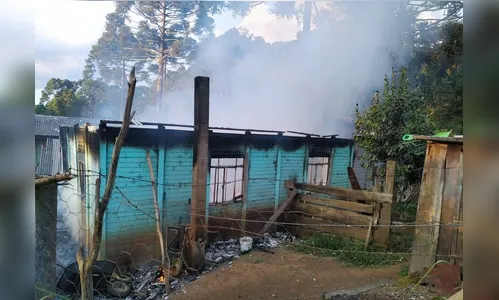 Aluno da Apae fica preso em banheiro e morre em incêndio no Paraná
