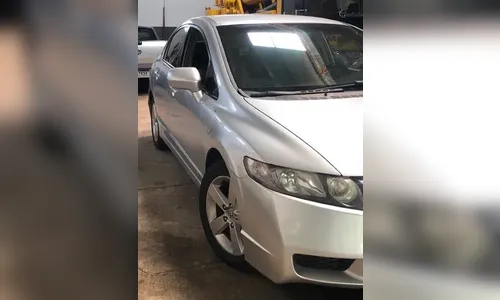 Casal rouba carro com mãe e filha de 7 anos dentro em Apucarana