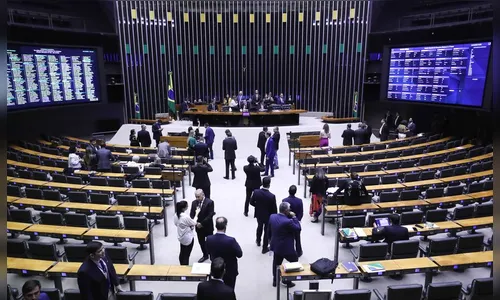 Câmara vai comprar 88 camas box king e queen para deputados