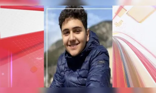 Menino de 14 anos morre afogado após se enroscar em escada de piscina