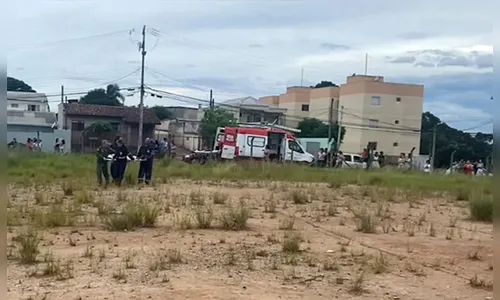 Criança de 3 anos cai de brinquedo e sofre traumatismo craniano; vídeo