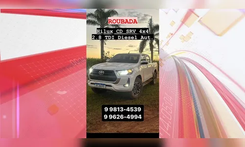 Homens armados trancam mulher em banheiro e roubam Hilux em Arapongas