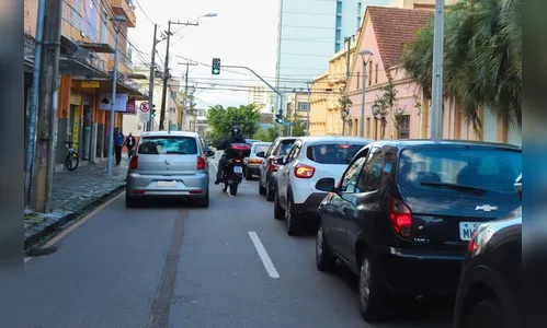 Detran-PR divulga calendário da renovação do licenciamento de 2024