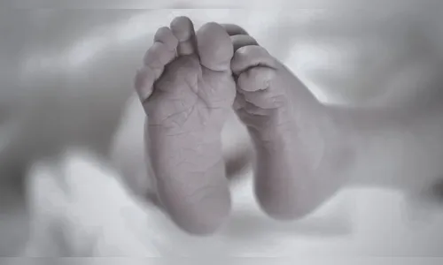 Bebê é salva após se engasgar com leite pela segunda vez em Arapongas