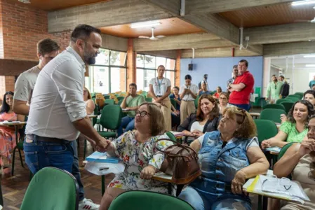 Todos os 32 Núcleos Regionais de Educação vão receber novos profissionais