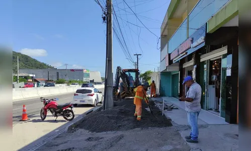 Trecho duplicado da PR-412 em Matinhos ganha calçadas com ciclovia