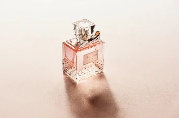 Imagem ilustrativa; o B.O. não especificou a marca do perfume furtado