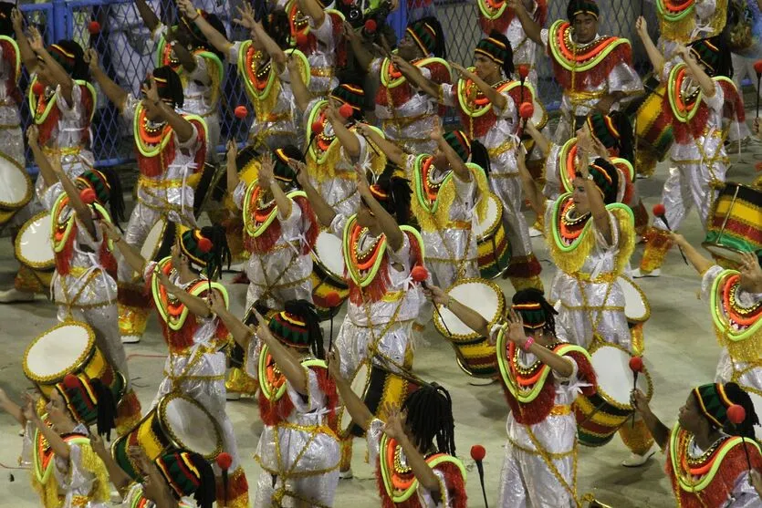 É carnaval no Brasil e isso é muito bom