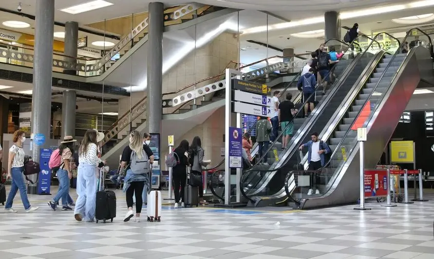 Ministros vistoriaram obra que ligará terminal de Guarulhos aos trens