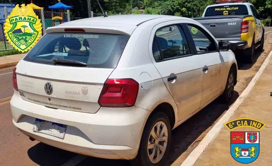 O carro foi furtado em Bom Sucesso