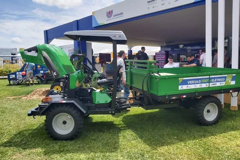 O transportador utilizado foi o TM 2200R