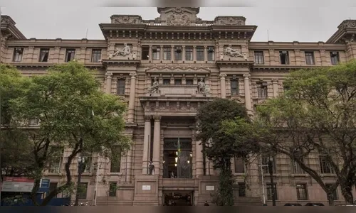 Igreja é condenada a pagar R$ 10 mil a homem que teve traição exposta