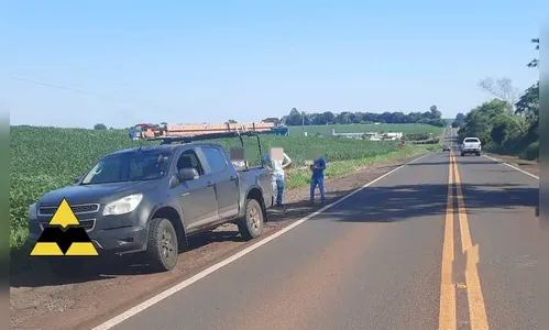 Caminhonete colide com moto na PR-466 e deixa motociclista ferido