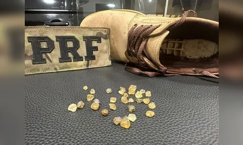 Paraguaio é detido com pedras misteriosas no Paraná