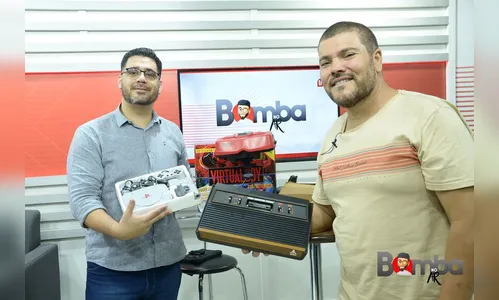 Colecionador de videogames Fernando Floriano participa do Bomba no Ar