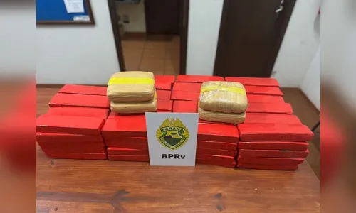 PRE apreende 'supermaconha' em ônibus interestadual na PR-855; vídeo