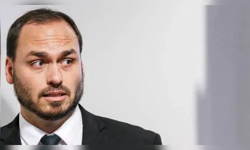 PF mira Carlos Bolsonaro na operação sobre 'Abin paralela'