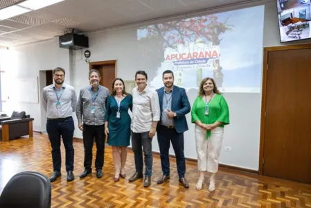 Ela foi recebida pelo prefeito Junior da Femac