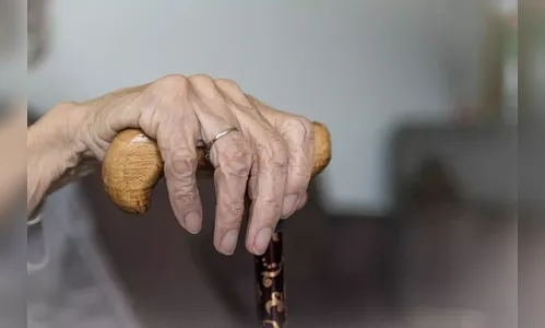 Idosa de 76 anos é estuprada após ter casa invadida em Apucarana