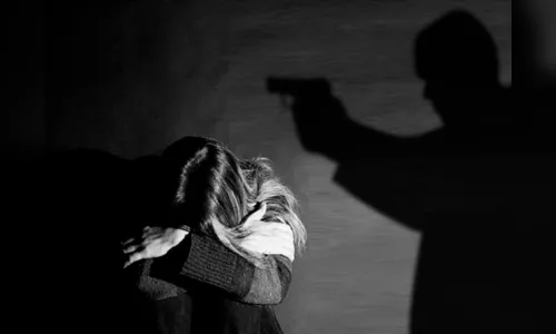 Marido agride esposa e foge afirmando estar armado em Arapongas