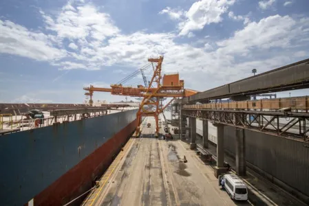 Janeiro foi de recorde nas exportações de grãos pelo Corredor Leste do Porto de Paranaguá