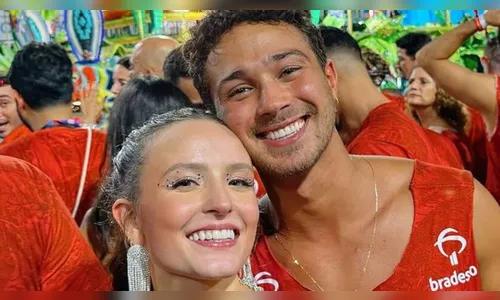 Larissa Manoela curte desfiles na Sapucaí ao lado do marido; veja