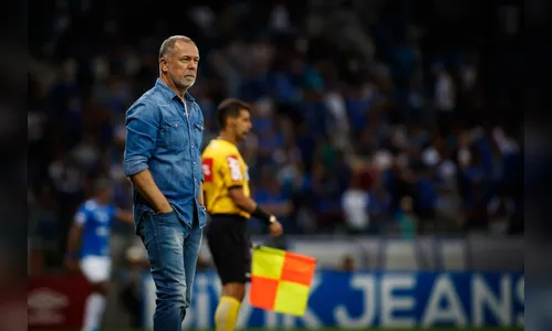 Em crise, Corinthians demite o técnico Mano Menezes