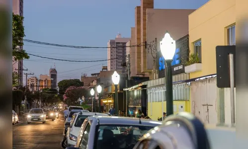 Nova iluminação da Rua Gastronômica ficou show