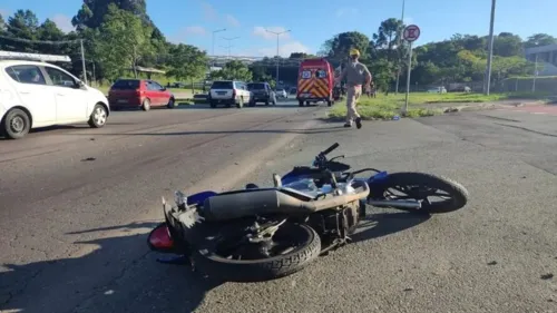 O acidente ocorreu na manhã deste sábado