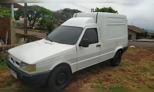 Carro furtado e utilizado em crime é recuperado em Apucarana