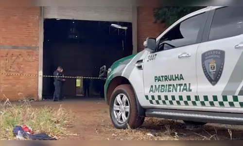 Homem é espancado até a morte e cadáver é abandonado em barracão