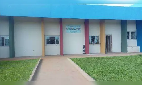 Suspeitos furtam creche e comem chocolates de prêmio de rifa no Paraná