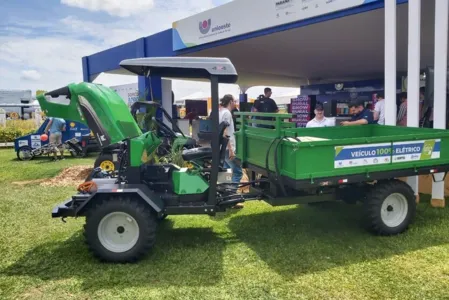 O transportador utilizado foi o TM 2200R