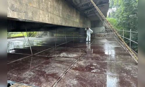 Ponte em rodovia entre Araucária e Campo Largo passa por reforma