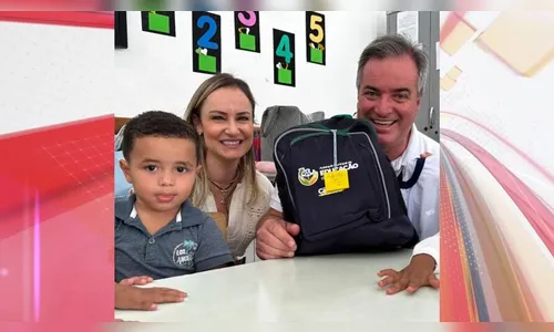 Cambira entrega Kits Escolares para alunos da rede municipal de ensino