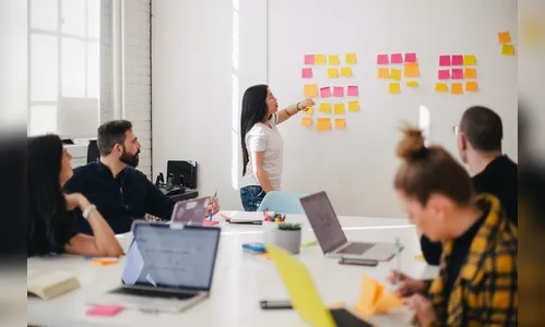 Semana de 4 dias de trabalho em teste no Brasil agrada; entenda