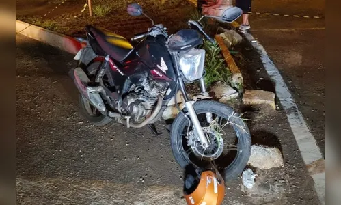 Acidente na PR-317 deixa motociclista de 26 anos gravemente ferido
