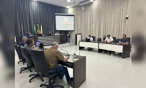 Câmara de Apucarana elege comissões na primeira sessão do ano