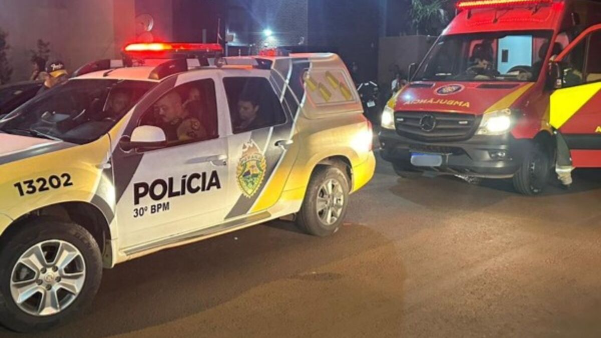 Casal faz sexo em piscina de condomínio e apanha de moradores no PR