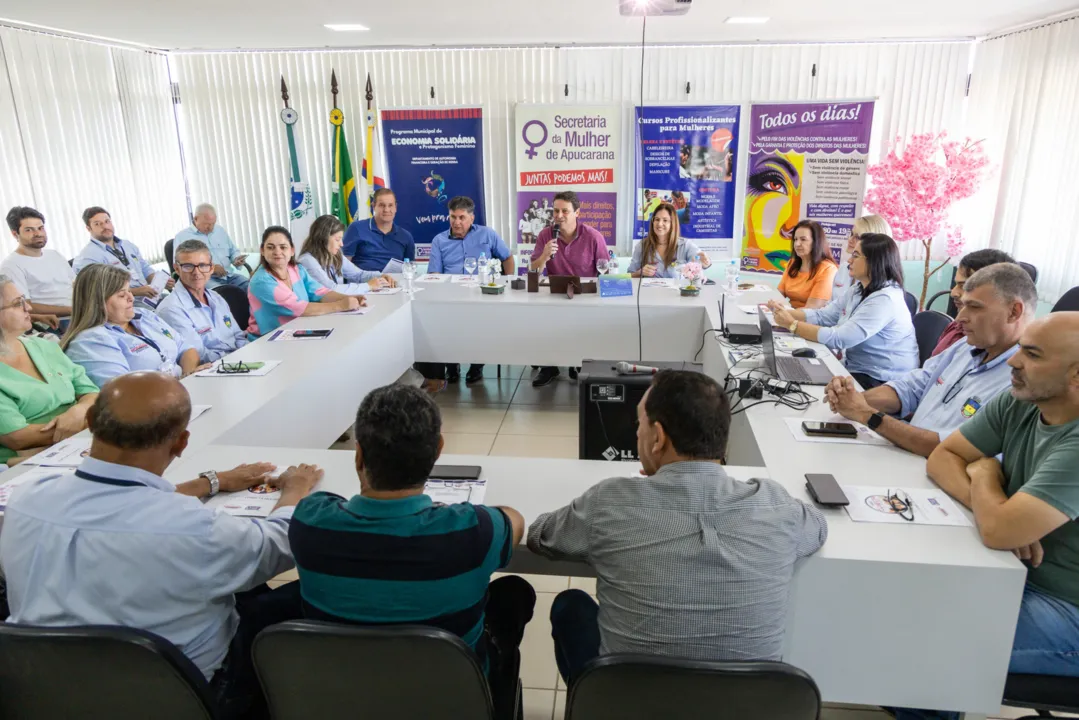 A prefeitura deu início ao "Mês da Mulher" nesta segunda-feira (4)