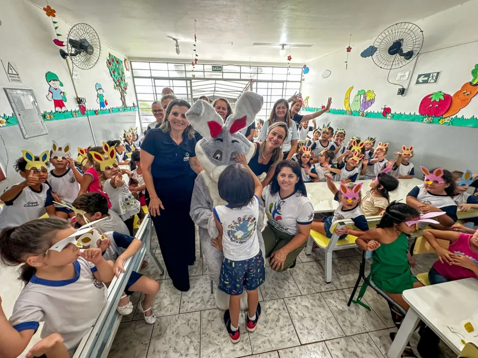 Chocolates foram entregues na unidade