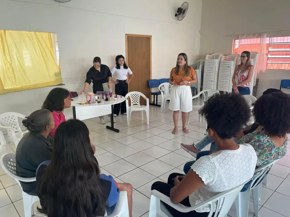 Encontro ocorreu no Cras