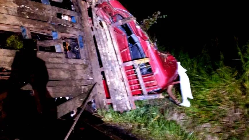 O acidente ocorreu  no km 73 da rodovia.