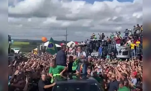 Homem é detido com faca em feira onde Bolsonaro estava no RS