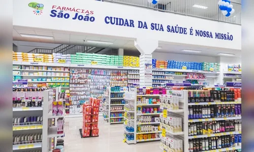 Atendente de farmácia entra em luta corporal com ladrão e evita roubo