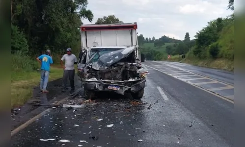 Duas pessoas morrem após acidente na BR-376 em Ortigueira