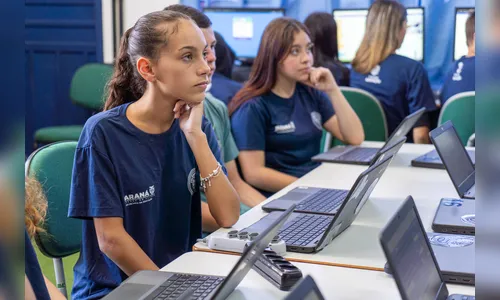 Alunos do Estado podem pedir transferência de colégio de forma online